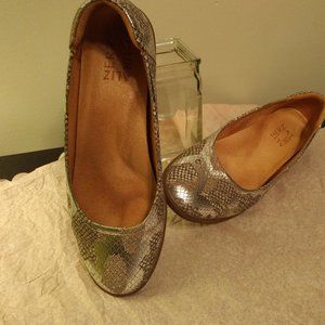 Naturalizer Size 6.5 Flats